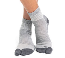 Load image into Gallery viewer, V-Toe Light Grey Wool Casual or Hiking Flip-Flop Tabi Big Toe Chaco Socks